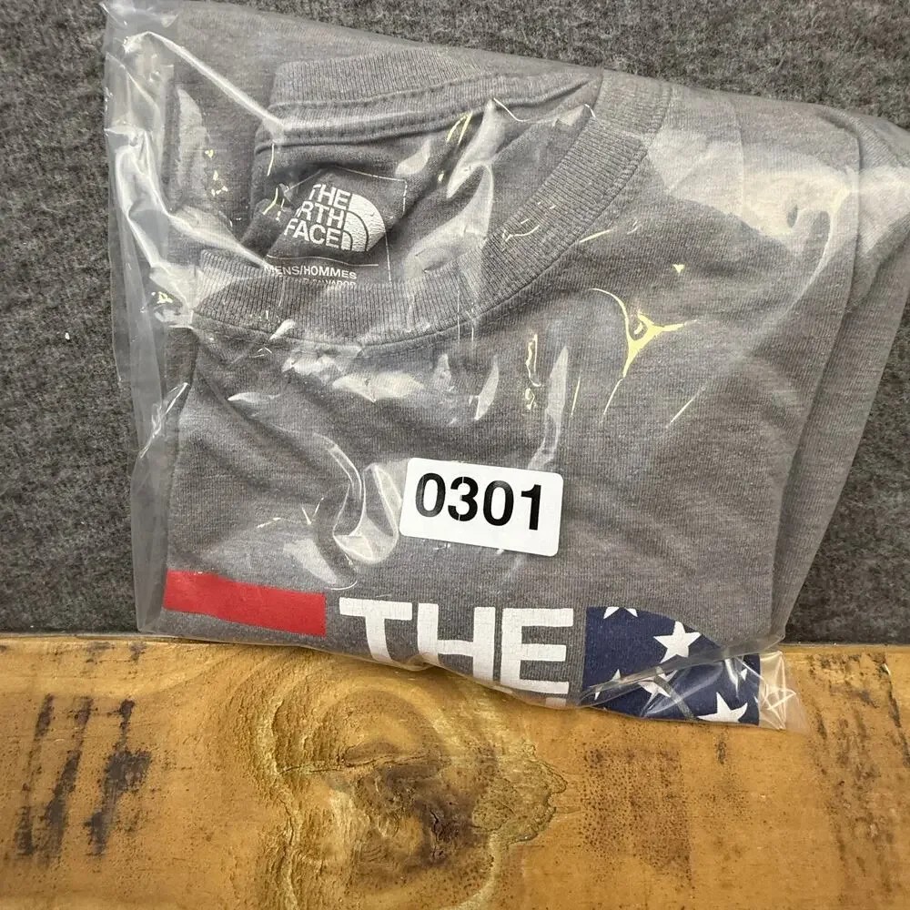 The North Face Never Stop Exploring Tshirt Men's Small Slim Fit American Flag - Picture 8 of 8